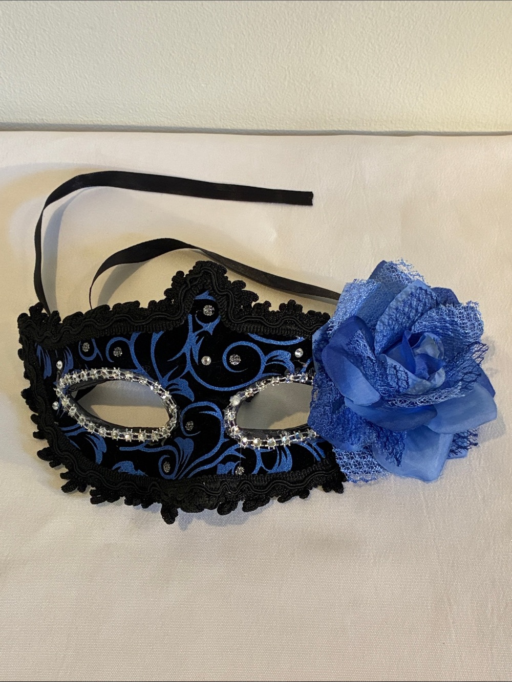 NEW black & blue lace rose masquerade mask Halloween party eye mask venetian OS